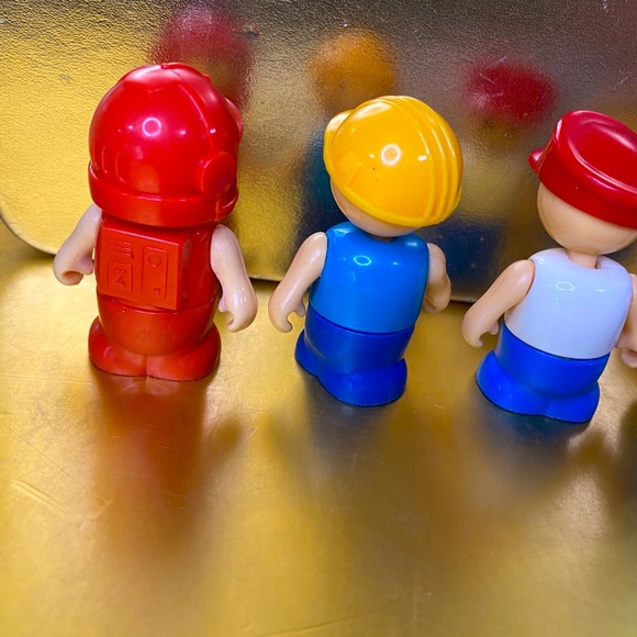 PLAYSKOOL LIL PLAYMATES 80’s GIRL, BOY, CONSTRUCTION WORKER, SPACE ASTRONAUTS 5 - Picture 10 of 11